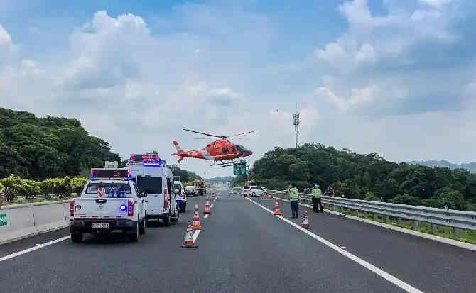 四会高速公路汽车救援案例